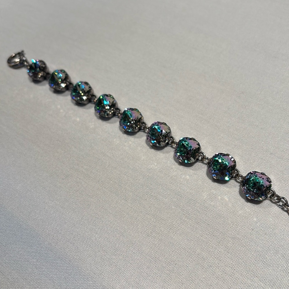 La Vie crystal bracelet from France
